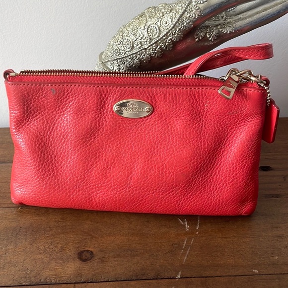 Coach crossbody - Picture 2 of 6